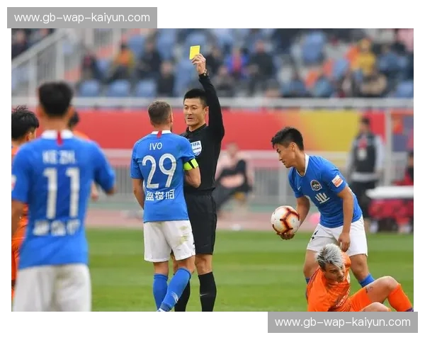 鲁能vs河南建业：在那段被录像封存的岁月里，藏着中超最原始的野性与温情